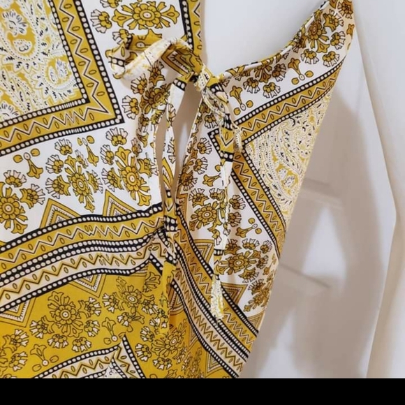 Milk & Honey size Medium  Handkerchief style - Picture 5 of 7